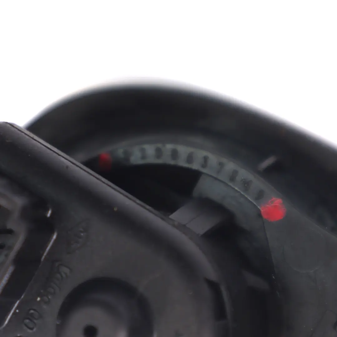 Interruptor elevalunas Renault Master 3 espejo lateral conductor para con número de pieza 8200637849 Interruptor elevalunas Renault Master 3 espejo lateral conductor - SKU 8200637849 - Número de pieza 8200637849