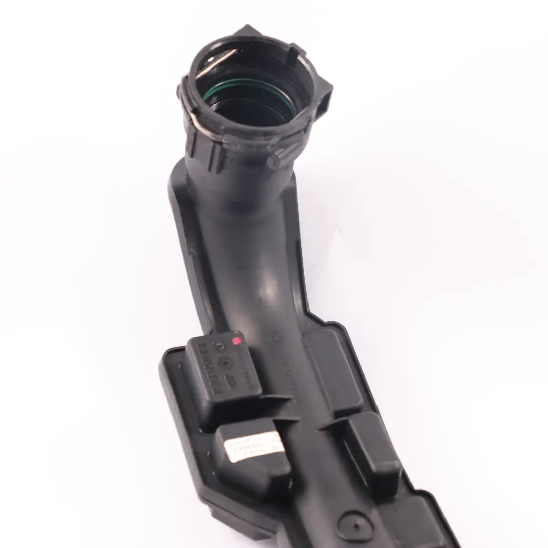 Filtre à air Tuyau d'admission Tuyau Diesel pour Renault Master II 2.5 dCi à propos du numéro de pièce 8200646967 Renault Master II 2.5 dCi Filtre à air Tuyau d'admission Tuyau Diesel - SKU 8200646967 - Numéro de pièce 8200646967