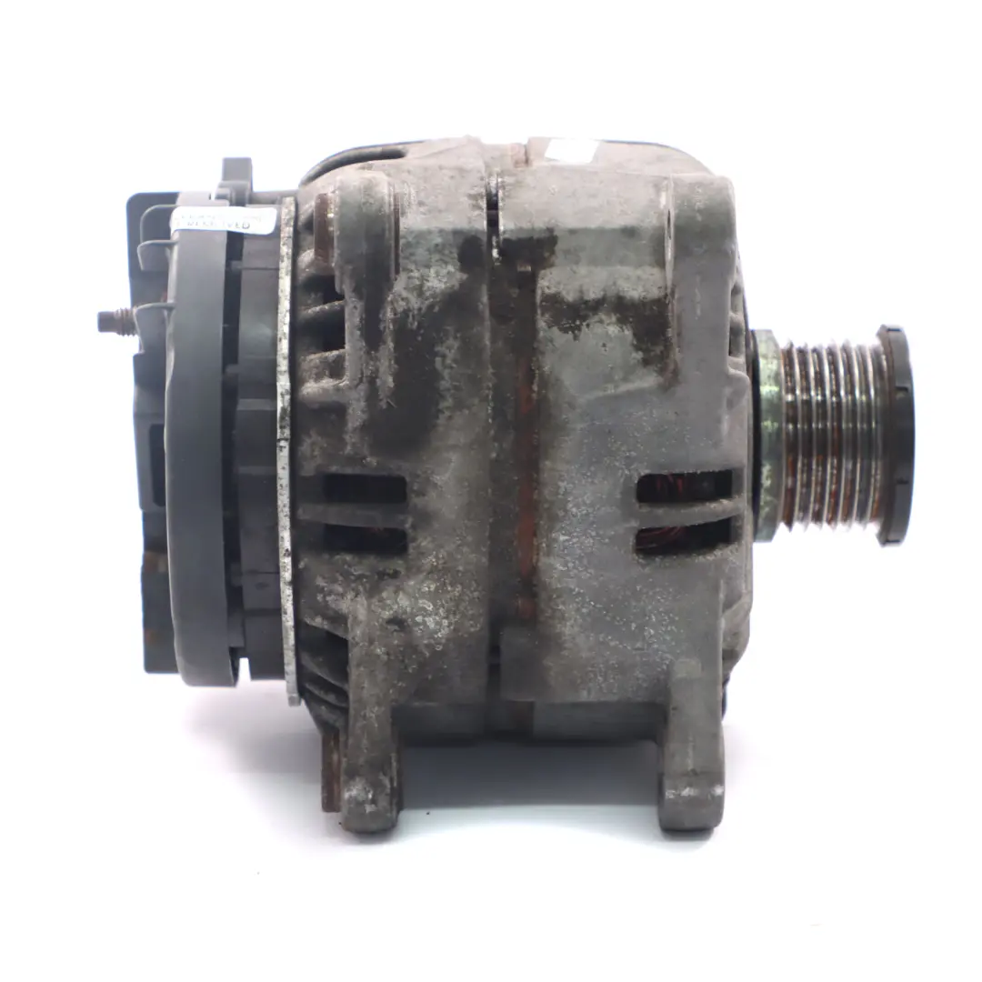 Motore Alternatore 14V 150A per Renault Master Laguna 2 Opel Movano A con numero di parte 8200660022 Renault Master Laguna 2 Opel Movano A Motore Alternatore 14V 150A - SKU 8200660022 - Numero di parte 8200660022