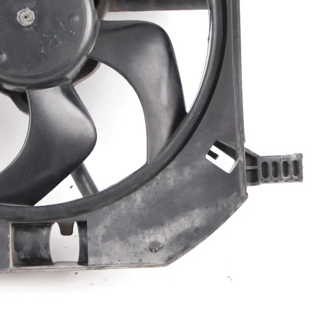 Cooling Fan Radiator Shroud Motor Unit to Renault Trafic II Engine with Part number 8200662039 Renault Trafic II Engine Cooling Fan Radiator Shroud Motor Unit - SKU 8200662039 - Part number 8200662039