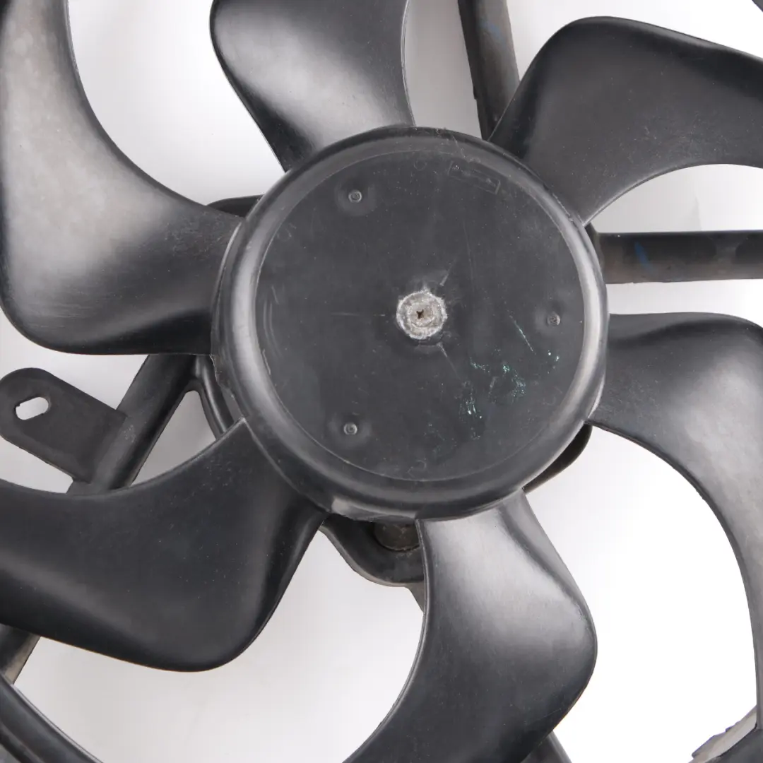 Renault Trafic II Engine Cooling Fan Radiator Shroud Motor Unit - SKU 8200662039 - Part number 8200662039