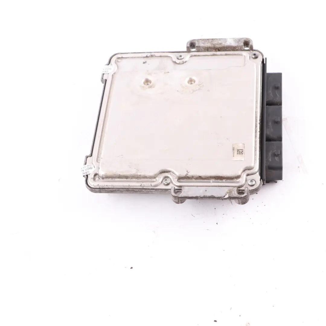 M9R 782 2.0 Diesel Engine Unit ECU pour Renault Trafic 2 Vauxhall Vivaro à propos du numéro de pièce 8200666516 Renault Trafic 2 Vauxhall Vivaro M9R 782 2.0 Diesel Engine Unit ECU - SKU 8200666516 - Numéro de pièce 8200666516