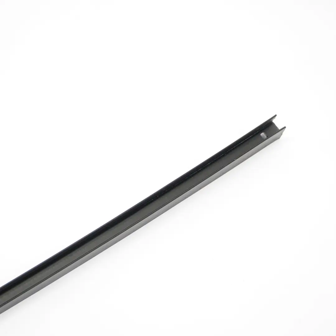 vordere Tür Dichtung links Fenster Führung für Renault Master III mit Teilenummer 8200677130 Renault Master III vordere Tür Dichtung links Fenster Führung - SKU 8200677130 - Teilenummer 8200677130