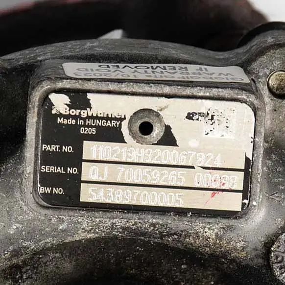 Turbocompresseur complet 820067824 pour Renault Trafic 3 Diesel 1.6 DCI à propos du numéro de pièce 54431014778 Renault Trafic 3 Diesel 1.6 DCI Turbocompresseur complet 820067824 - SKU 54431014778 - Numéro de pièce 54431014778