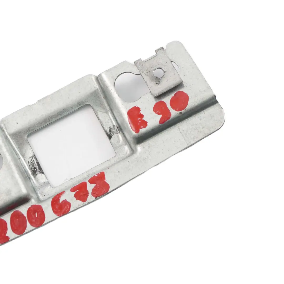 BMW 3 5 X3 Serie E46 E60 E61 E83 E90 E90N E91 E92 E93 Loquet p boite a gants - SKU 8200678 - Numéro de pièce 51168200678