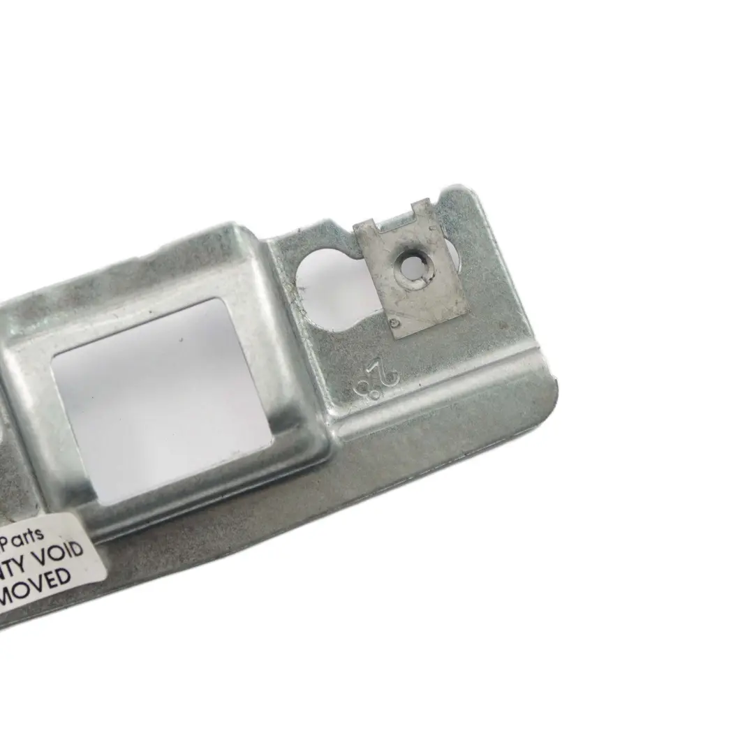 Zaczep Zamek Schowka Na Rękawiczki do BMW E60 E90 o numerze 51168200678 BMW E60 E90 Zaczep Zamek Schowka Na Rękawiczki - SKU 8200678 - Numer Części 51168200678