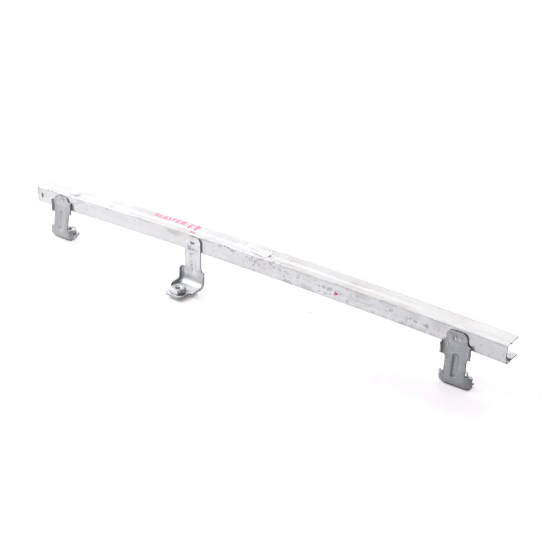 Tira de Guía de Ventana Delantera Izquierda Tira para Renault Master III con número de pieza 8200683409 Renault Master III Tira de Guía de Ventana Delantera Izquierda Tira - SKU 8200683409 - Número de pieza 8200683409