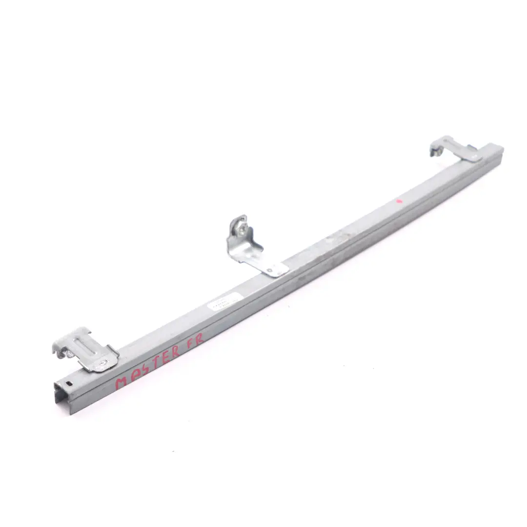 Renault Master III Bande de guidage de fenêtre Avant droite - SKU 8200683411 - Numéro de pièce 8200683411