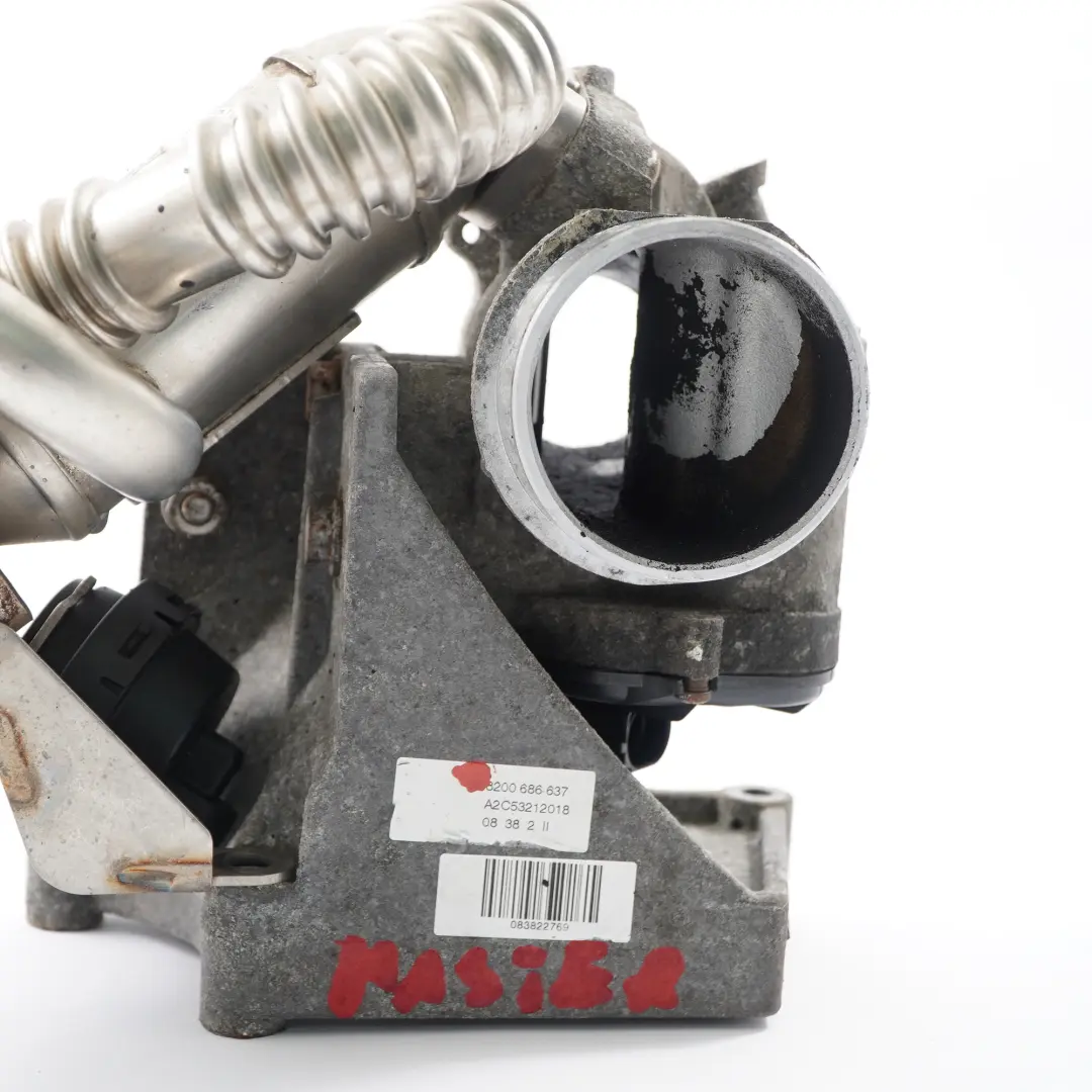 Chłodniczka Spalin EGR Mocowanie do Renault Master 2 2.5 dCi o numerze 8200686637 Renault Master 2 2.5 dCi Chłodniczka Spalin EGR Mocowanie - SKU 8200686637 - Numer Części 8200686637