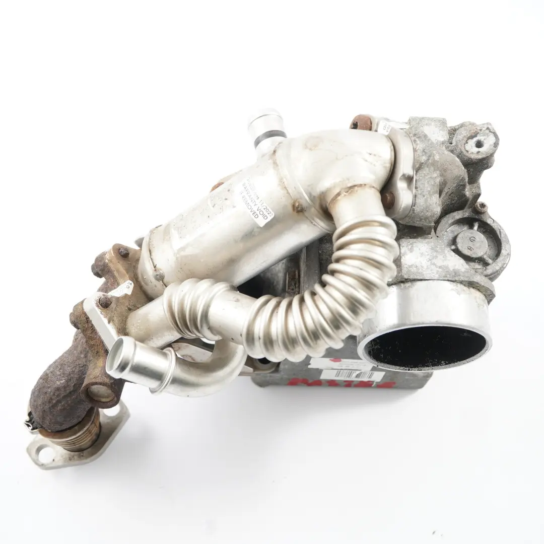 Support refroidisseur d'échappement pour Renault Master 2 2.5 dCi EGR à propos du numéro de pièce 8200686637 Renault Master 2 2.5 dCi EGR Support refroidisseur d'échappement - SKU 8200686637 - Numéro de pièce 8200686637