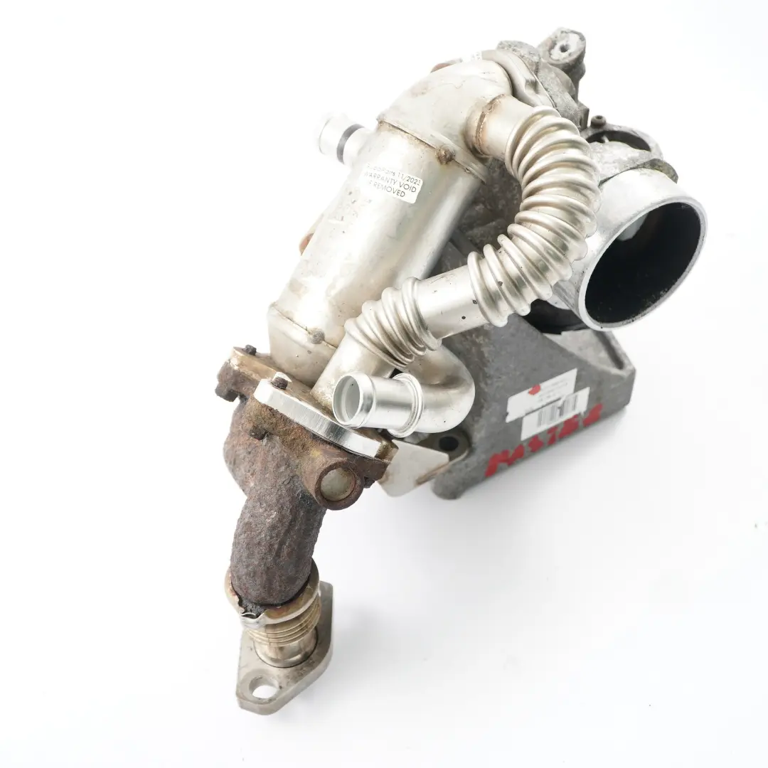 Support refroidisseur d'échappement pour Renault Master 2 2.5 dCi EGR à propos du numéro de pièce 8200686637 Renault Master 2 2.5 dCi EGR Support refroidisseur d'échappement - SKU 8200686637 - Numéro de pièce 8200686637