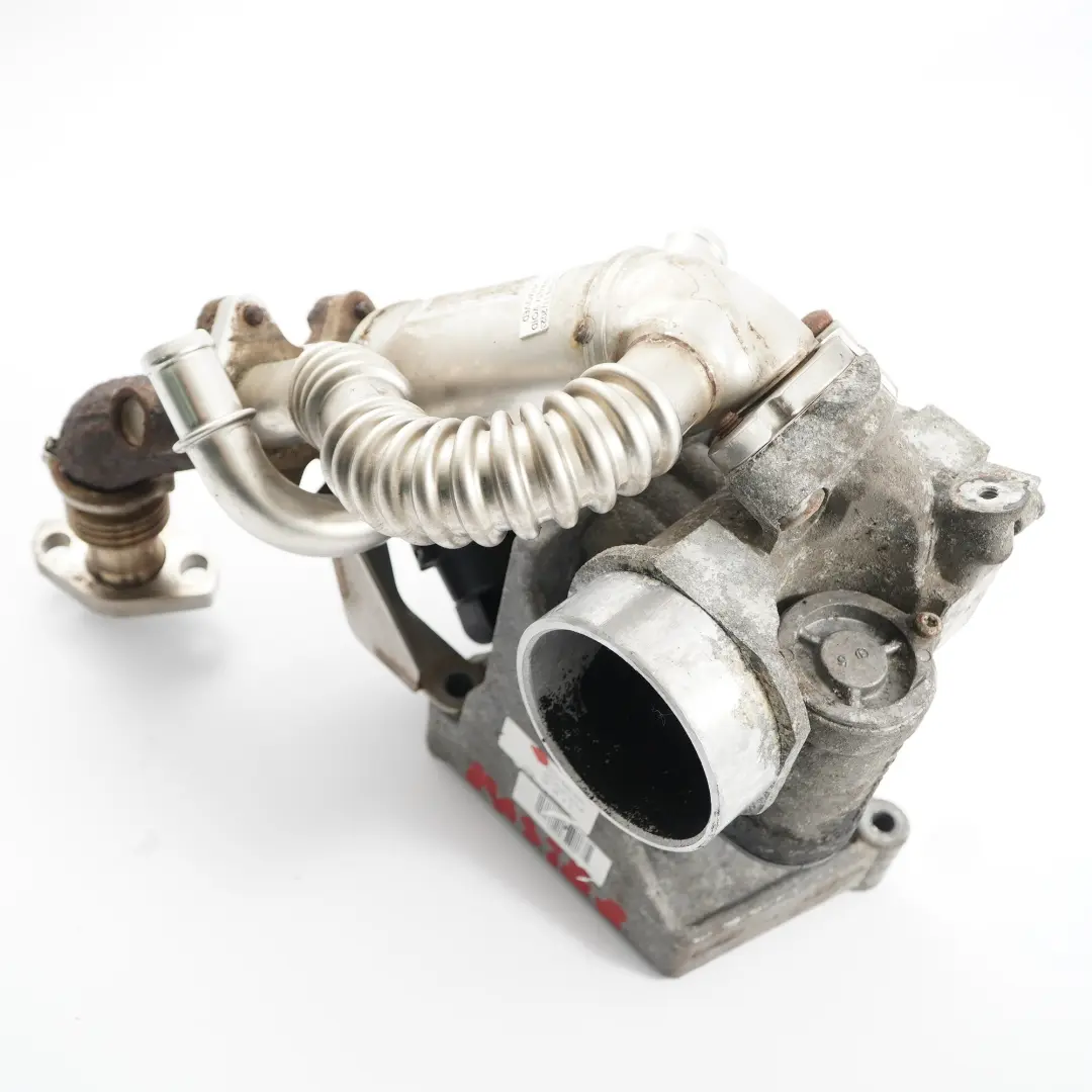 Valvola scarico Staffa montaggio per Renault Master 2 2.5 dCi EGR con numero di parte 8200686637 Renault Master 2 2.5 dCi EGR Valvola scarico Staffa montaggio - SKU 8200686637 - Numero di parte 8200686637