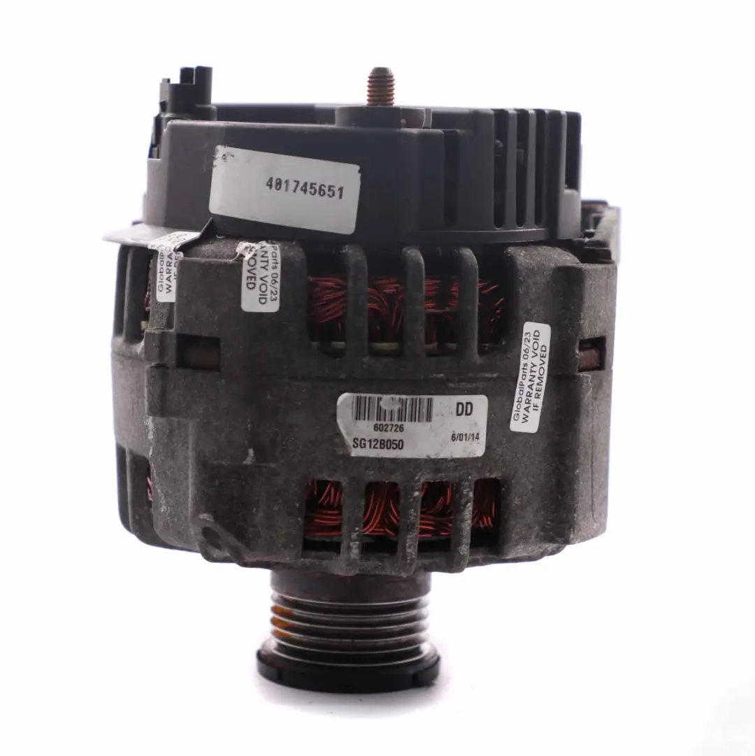 Alternador Generador 120A SG12B050 para Renault Trafic con número de pieza 8200690199 Renault Trafic Alternador Generador 120A SG12B050 - SKU 8200690199 - Número de pieza 8200690199