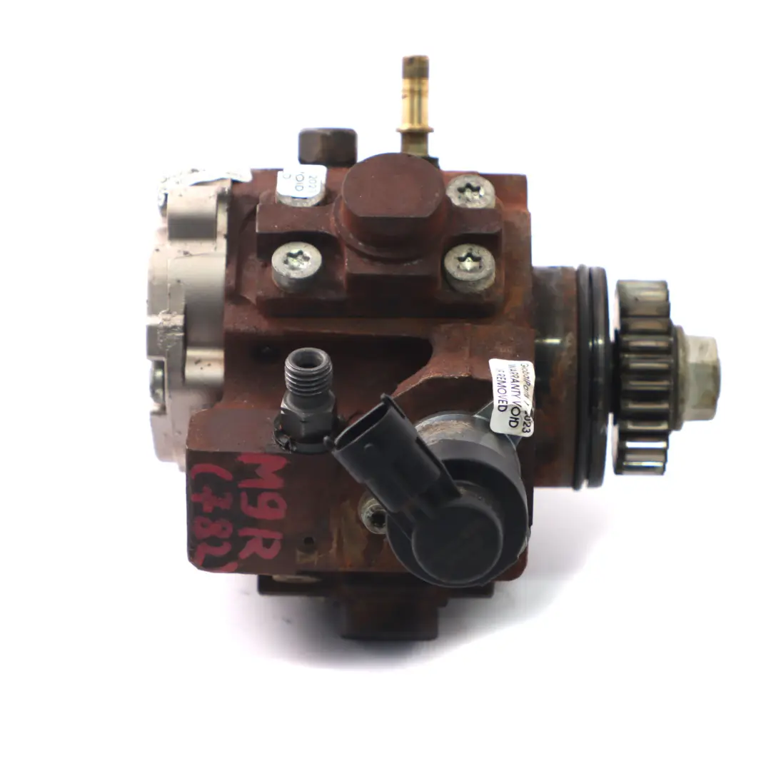 High Pressure Injection Fuel Pump to Renault Trafic II Vivaro A 2.0 DCi with Part number 8200690744 Renault Trafic II Vivaro A 2.0 DCi High Pressure Injection Fuel Pump - SKU 8200690744 - Part number 8200690744