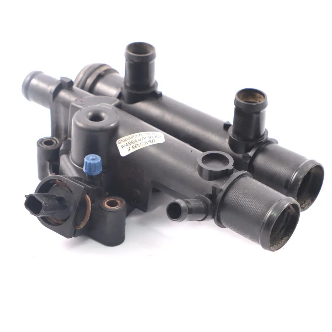 Carcasa del termostato para Renault Master 2 Opel Movano A 2.5 DCI CDTI con número de pieza 8200709142 Renault Master 2 Opel Movano A 2.5 DCI CDTI Carcasa del termostato - SKU 8200709142 - Número de pieza 8200709142