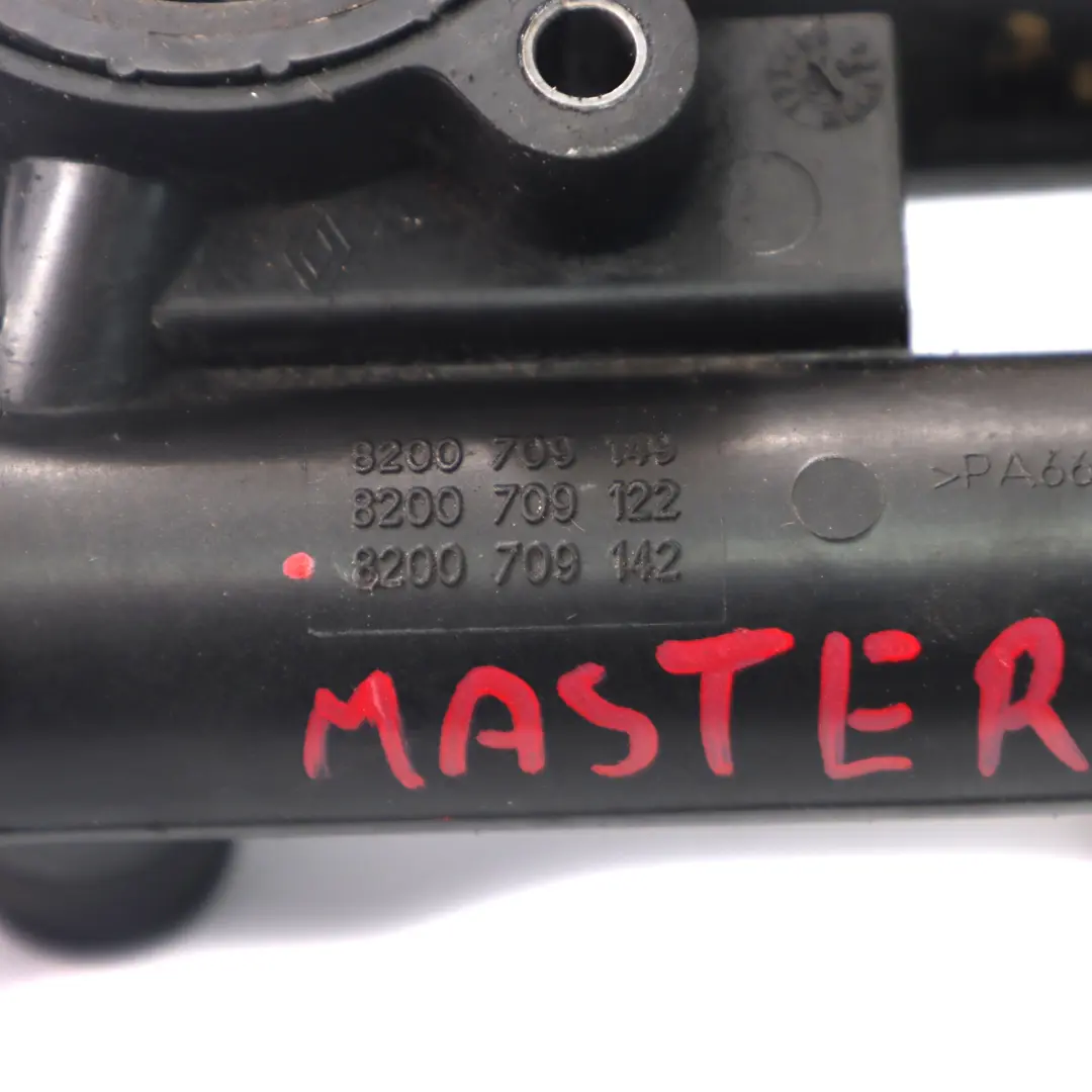 Alloggiamento termostato per Renault Master 2 Opel Movano A 2.5 DCI CDTI con numero di parte 8200709142 Renault Master 2 Opel Movano A 2.5 DCI CDTI Alloggiamento termostato - SKU 8200709142 - Numero di parte 8200709142