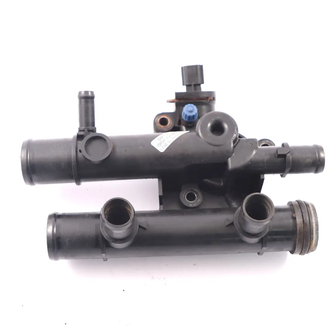 Termostat Obudowa do Renault Master 2 Opel Movano A 2.5 DCI CDTI o numerze 8200709142 Renault Master 2 Opel Movano A 2.5 DCI CDTI Termostat Obudowa - SKU 8200709142 - Numer Części 8200709142