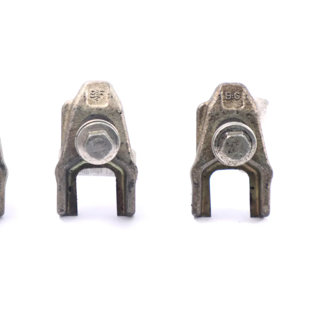 Staffa iniettore carburante Renault Master Movano 2.3 DCI Set ganasce per con numero di parte 8200711592 Staffa iniettore carburante Renault Master Movano 2.3 DCI Set ganasce - SKU 8200711592 - Numero di parte 8200711592