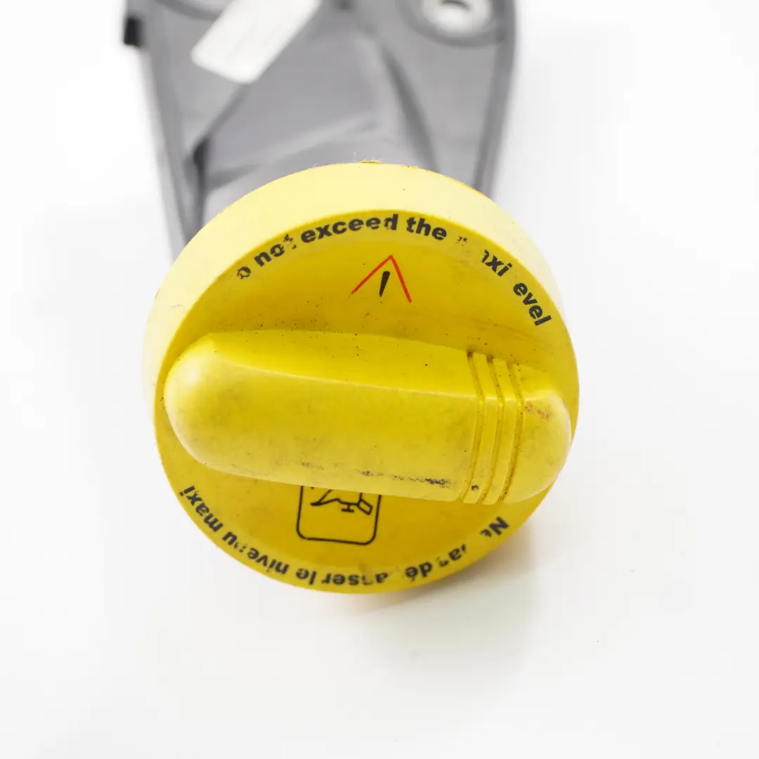 Asta di livello olio motore Tubo guida olio per Nissan Qashqai con numero di parte 8200722806 Nissan Qashqai Asta di livello olio motore Tubo guida olio - SKU 8200722806 - Numero di parte 8200722806