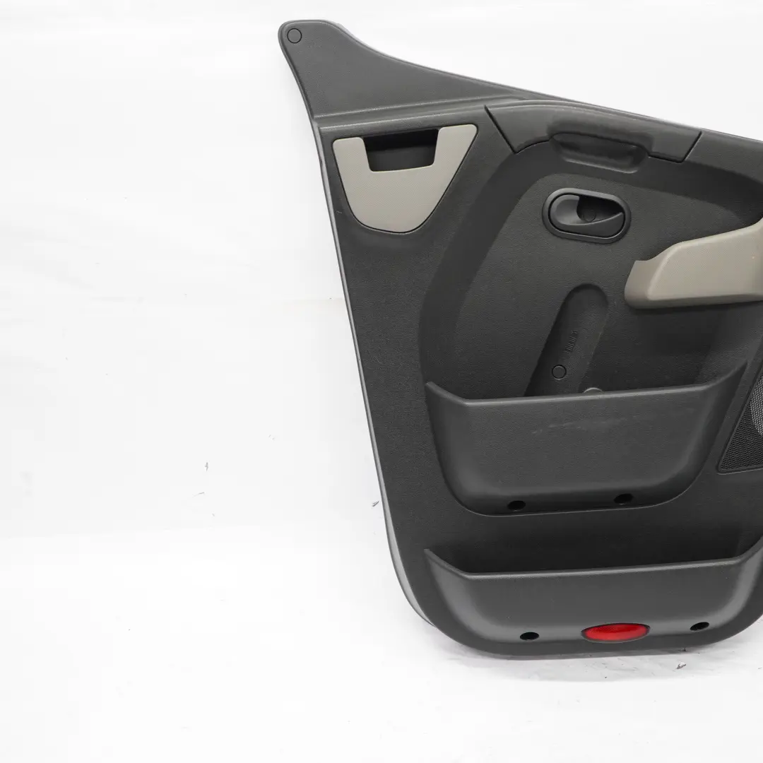 Scheda Porta Anteriore Sinistra Rivestimento Interno Nero per Renault Master III con numero di parte 8200729416 Renault Master III Scheda Porta Anteriore Sinistra Rivestimento Interno Nero - SKU 8200729416 - Numero di parte 8200729416