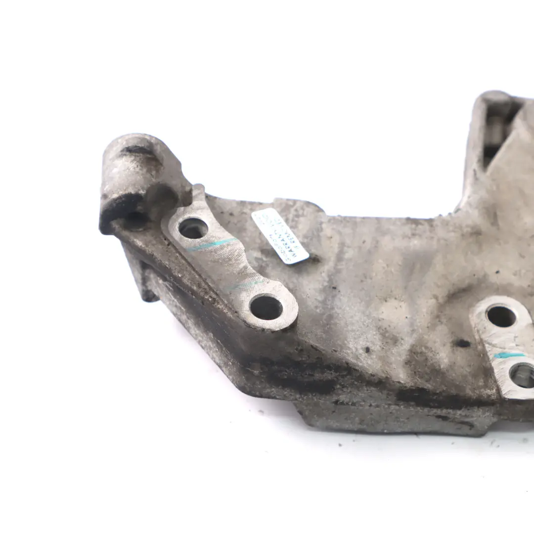 Renault Trafic II Opel Vivaro A 2.0 DCI Motor träger Halterung Rechts - SKU 8200741758 - Teilenummer 8200741758