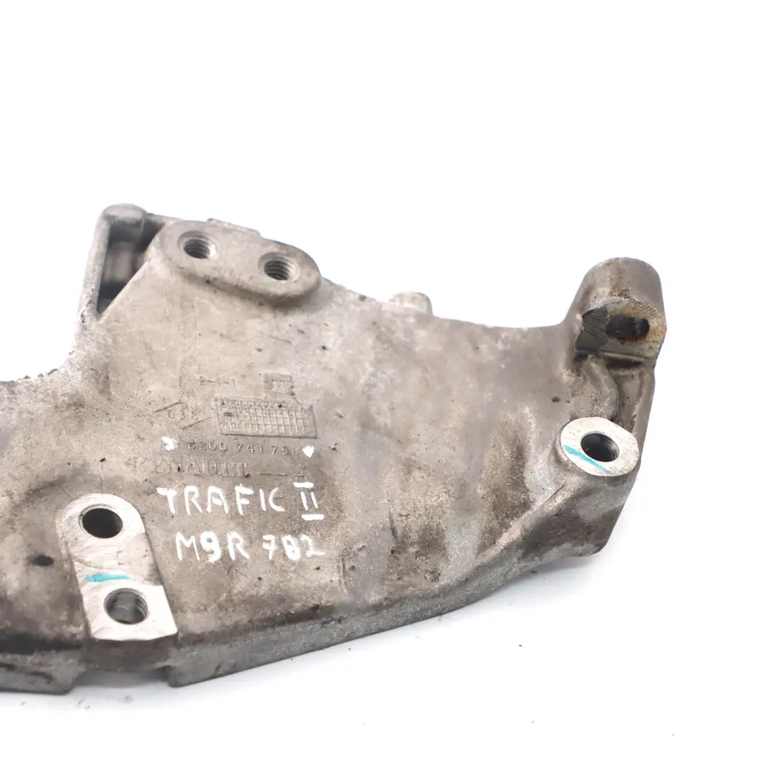  Support moteur Renault Trafic II Opel Vivaro A 2.0 DCI Droite - SKU 8200741758 - Numéro de pièce 8200741758