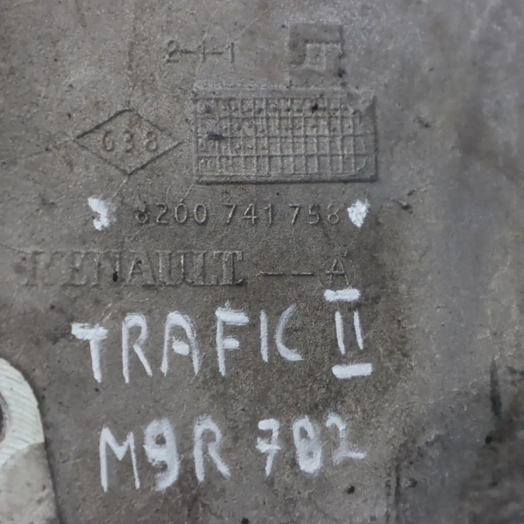 Renault Trafic II Opel Vivaro A 2.0 DCI Motor träger Halterung Rechts - SKU 8200741758 - Teilenummer 8200741758