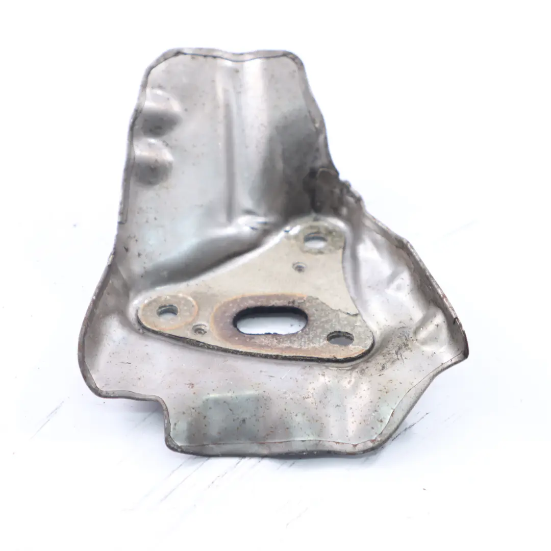 K9K Cubierta protección térmica del turbo para Renault Scenic III 1.5 DCI con número de pieza 8200748440 Renault Scenic III 1.5 DCI K9K Cubierta protección térmica del turbo - SKU 8200748440 - Número de pieza 8200748440