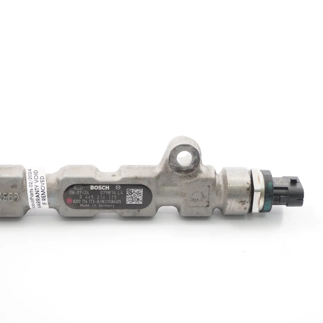 Combustible Ferrocarril para Opel Movano A Renault Master II 2.5 CDTi con número de pieza 8200754773 Opel Movano A Renault Master II 2.5 CDTi Combustible Ferrocarril - SKU 8200754773 - Número de pieza 8200754773