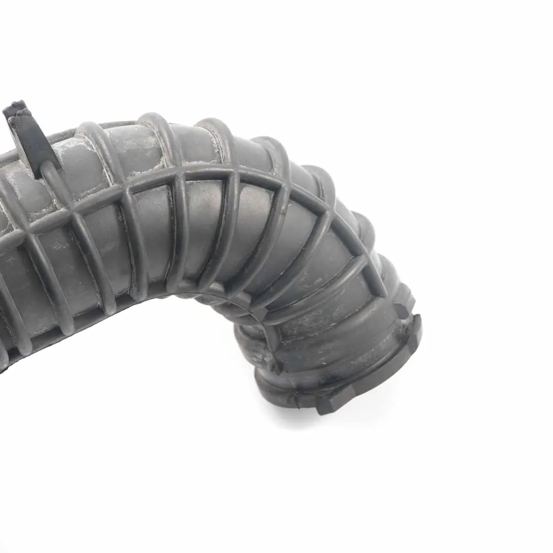 Intake Pipe Renault Trafic Opel Vivaro 2.0 DCI Turbo Hose to Air with Part number 8200760904 Air Intake Pipe Renault Trafic Opel Vivaro 2.0 DCI Turbo Hose - SKU 8200760904 - Part number 8200760904