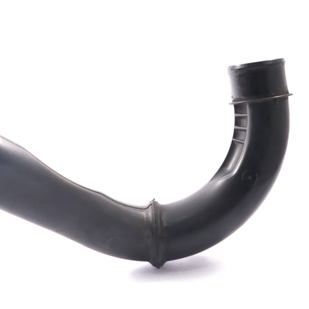 Rura Przewód Turbo Intercooler do Renault Trafic Opel Vivaro 2.0 DCI o numerze 8200760909 Renault Trafic Opel Vivaro 2.0 DCI Rura Przewód Turbo Intercooler - SKU 8200760909-1 - Numer Części 8200760909