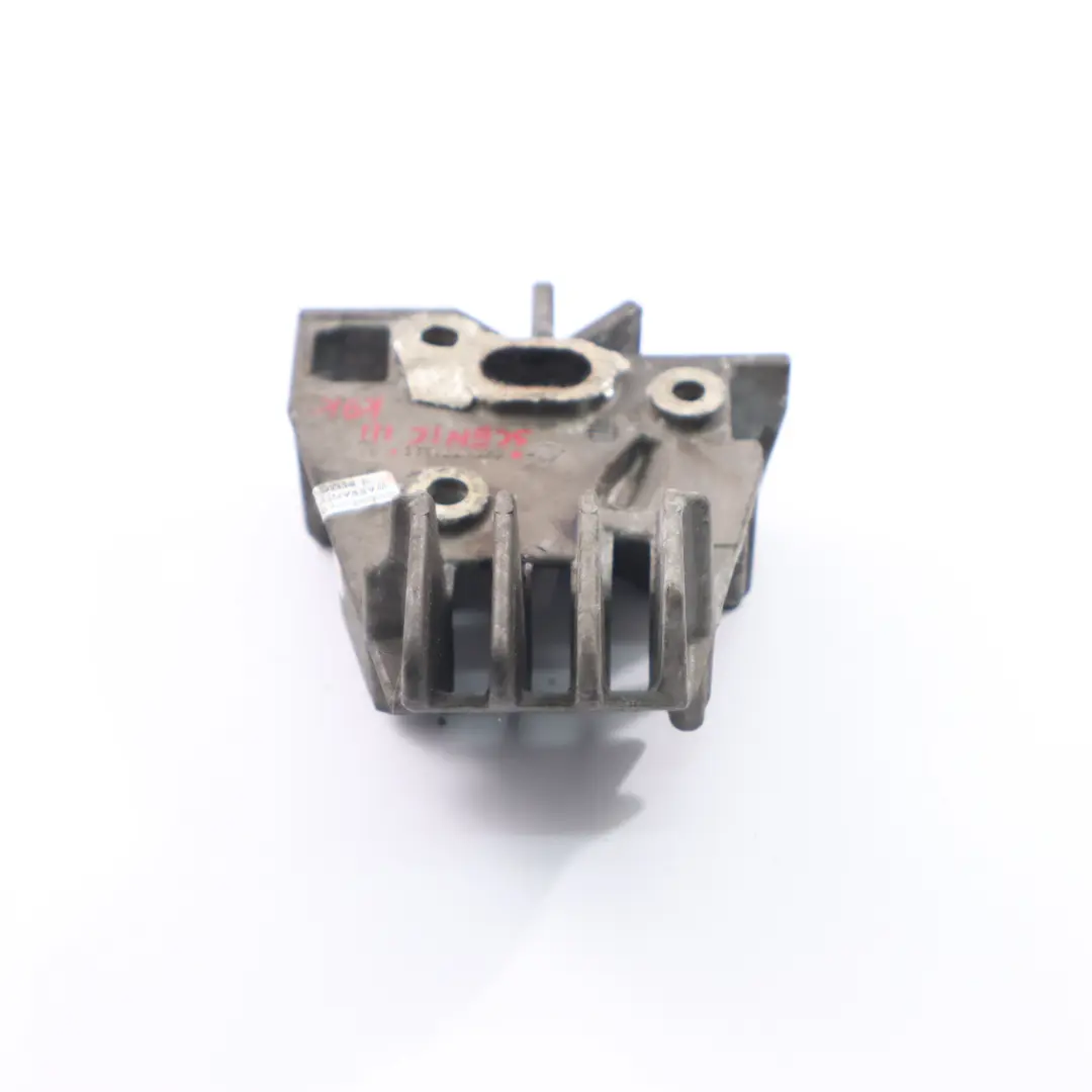 DPF Einspritzdüsen halterung für Renault Scenic III Megane III 1.5 DCi mit Teilenummer 8200771226 Renault Scenic III Megane III 1.5 DCi DPF Einspritzdüsen halterung - SKU 8200771226 - Teilenummer 8200771226