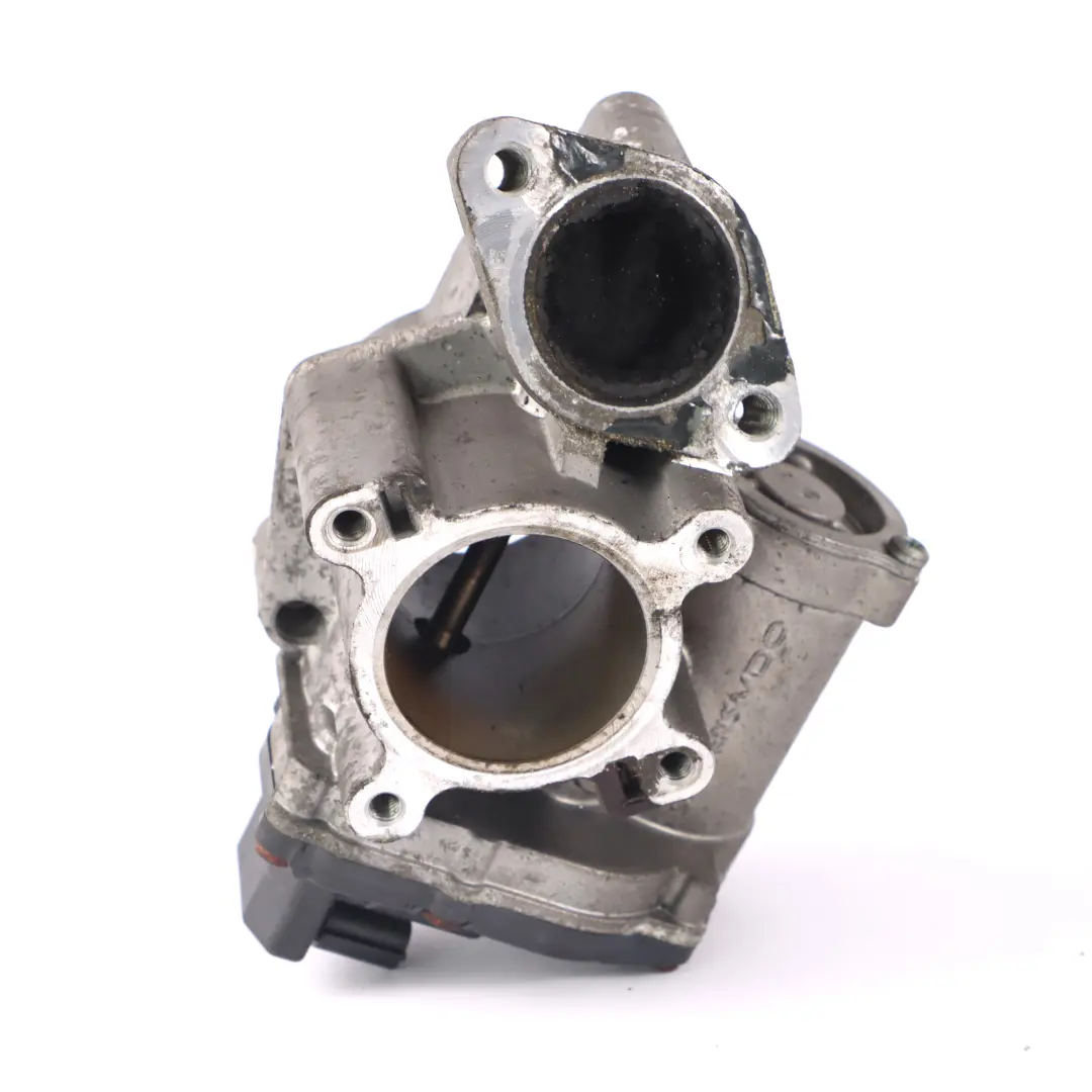 EGR Nissan Qashqai Renault 2.0 Dci M9R EGR Soupape - SKU 8200796674 - Numéro de pièce 8200796674