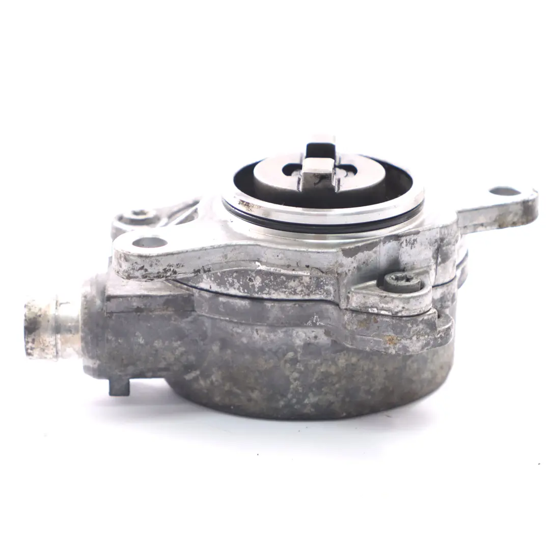 Vacuum Pump to Renault Master 2 Vauxhall Movano A 2.5 DCI CDTI Diesel with Part number 8200797164 Renault Master 2 Vauxhall Movano A 2.5 DCI CDTI Diesel Vacuum Pump - SKU 8200797164 - Part number 8200797164