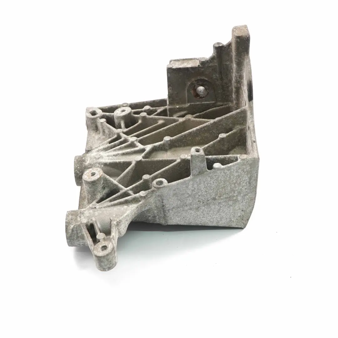 Mount Renault Trafic 2.0 DCI Bracket Holder Support to Engine with Part number 8200798760 Engine Mount Renault Trafic 2.0 DCI Bracket Holder Support - SKU 8200798760-1 - Part number 8200798760