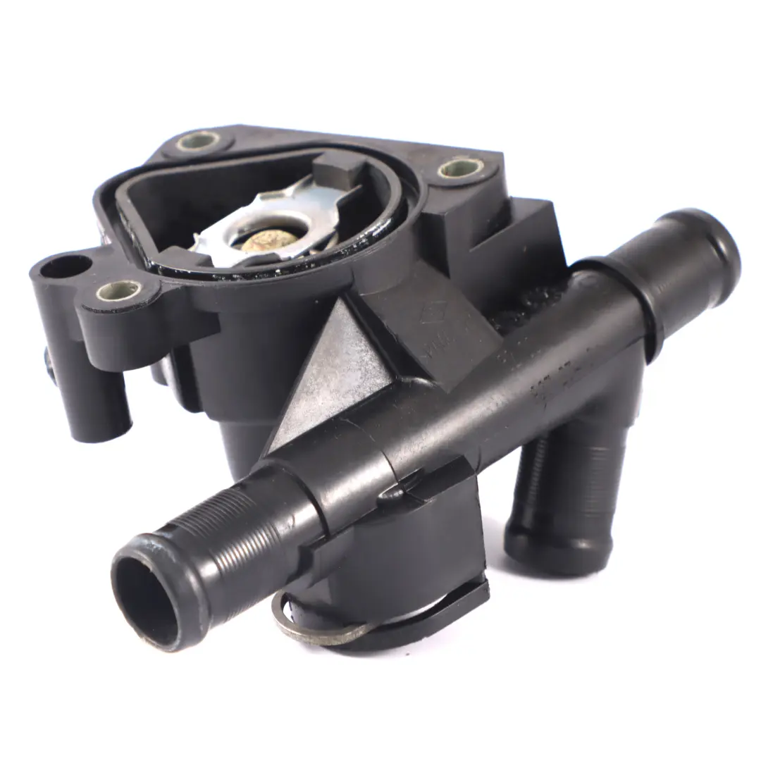 Termostato Nissan Qashqai Renault 2.0 dCi Alloggiamento termostato per con numero di parte 8200801570 Termostato Nissan Qashqai Renault 2.0 dCi Alloggiamento termostato - SKU 8200801570 - Numero di parte 8200801570