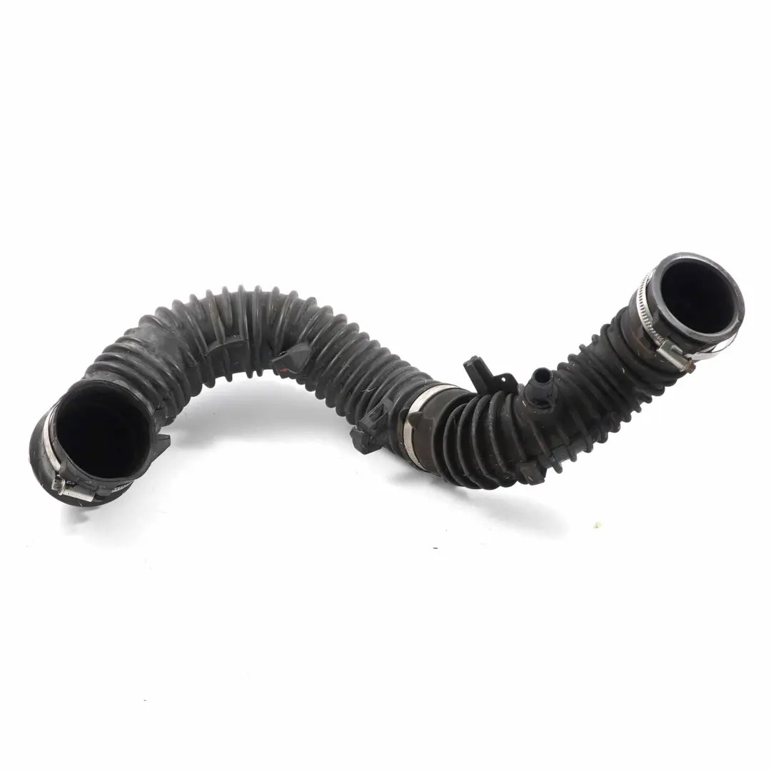 Intake Turbo Pipe Hose to Renault Trafic II Opel Vivaro A 2.0 DCI Air with Part number 8200806067 Renault Trafic II Opel Vivaro A 2.0 DCI Air Intake Turbo Pipe Hose - SKU 8200806067 - Part number 8200806067