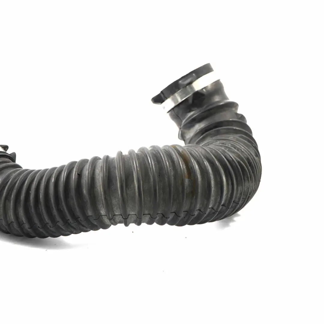 Intake Turbo Pipe Hose to Renault Trafic II Opel Vivaro A 2.0 DCI Air with Part number 8200806067 Renault Trafic II Opel Vivaro A 2.0 DCI Air Intake Turbo Pipe Hose - SKU 8200806067 - Part number 8200806067