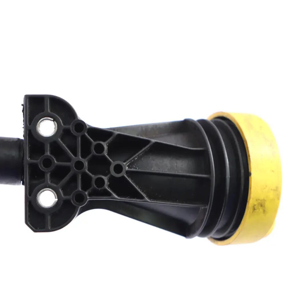 Varilla de nivel de aceite del motor Tubo guía para Nissan Qashqai J10 con número de pieza 8200825703 Nissan Qashqai J10 Varilla de nivel de aceite del motor Tubo guía - SKU 8200825703 - Número de pieza 8200825703