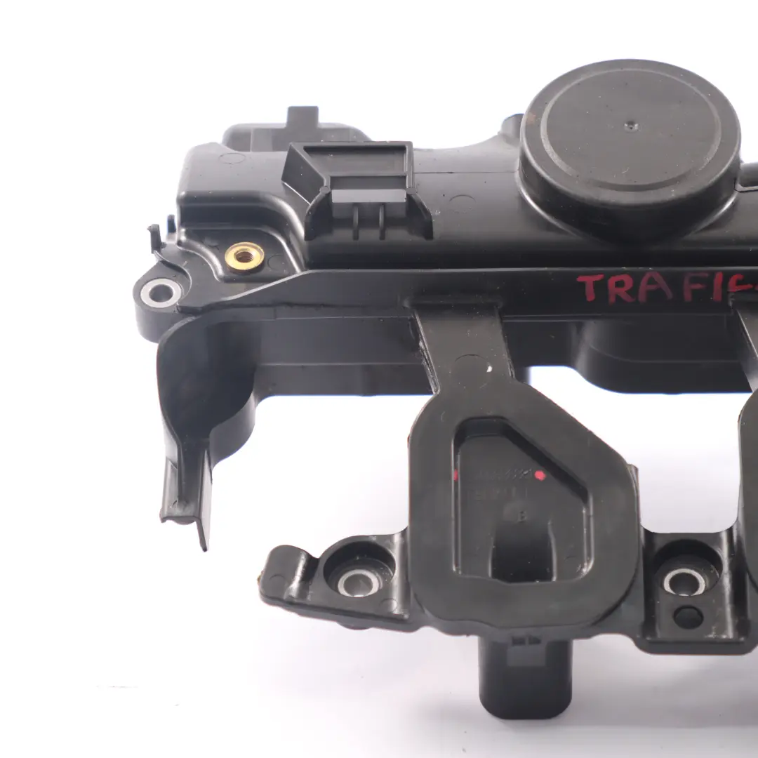 Tapa Motor Colector De Admisión para Renault Trafic II Vivaro A 2.0 DCI con número de pieza 8200836881 Renault Trafic II Vivaro A 2.0 DCI Tapa Motor Colector De Admisión - SKU 8200836881 - Número de pieza 8200836881