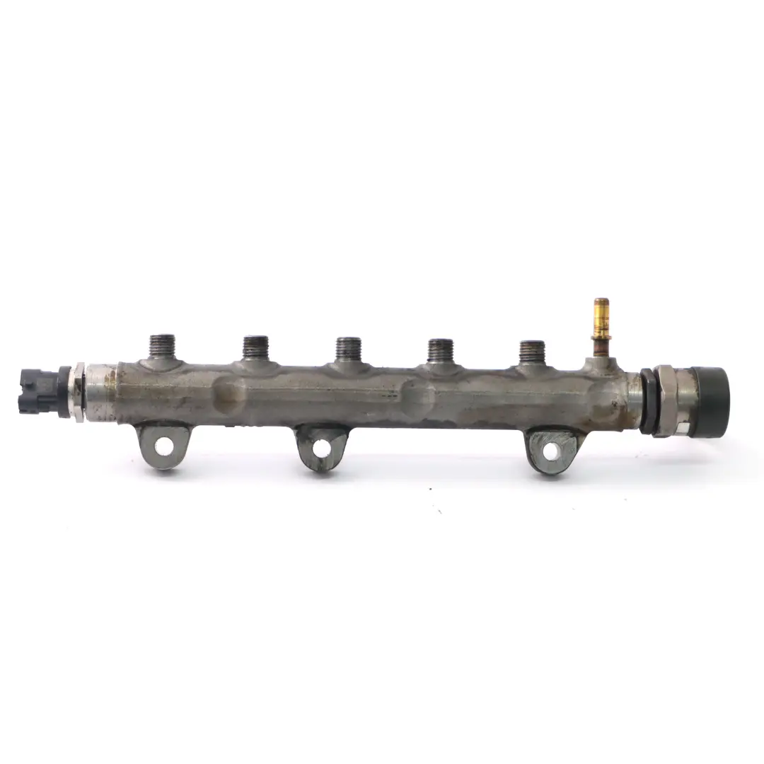 Renault Trafic II Vivaro A 2.0 DCI CDTI Fuel Injector Rail - SKU 8200842432 - Part number 8200842432