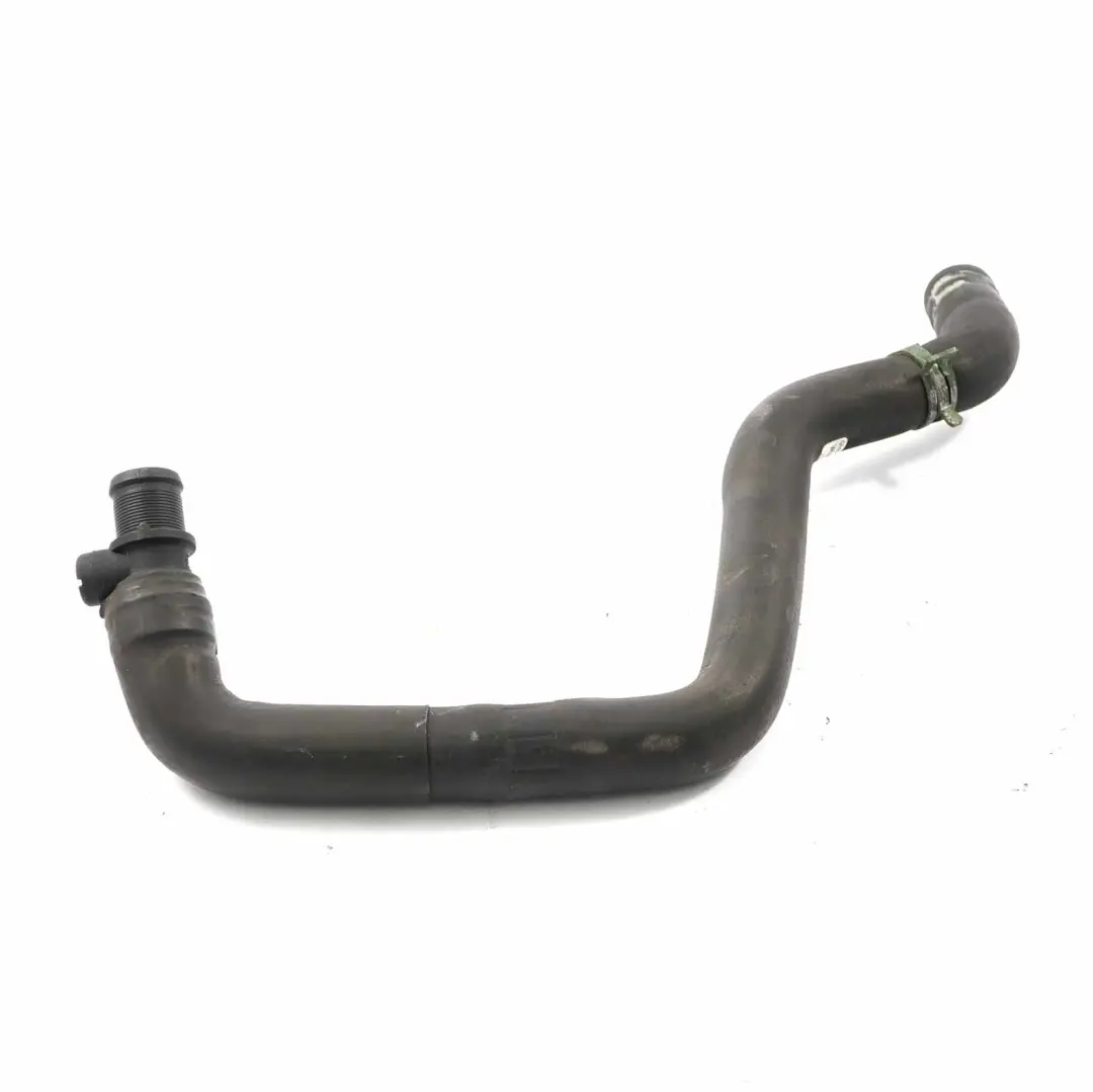 Tuyau eau Refroidissement moteur Radiateur Chauffage pour Renault Trafic 2 à propos du numéro de pièce 8200845262 Renault Trafic 2 Tuyau eau Refroidissement moteur Radiateur Chauffage - SKU 8200845262 - Numéro de pièce 8200845262