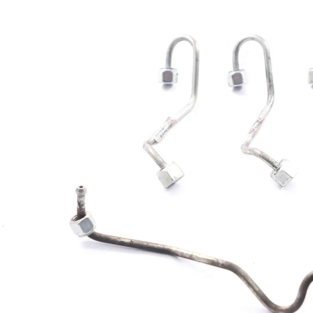 Juego tuberías presión inyección para Renault Master III Movano B 2.3 DCI con número de pieza 8200855942 Renault Master III Movano B 2.3 DCI Juego tuberías presión inyección - SKU 8200855942 - Número de pieza 8200855942