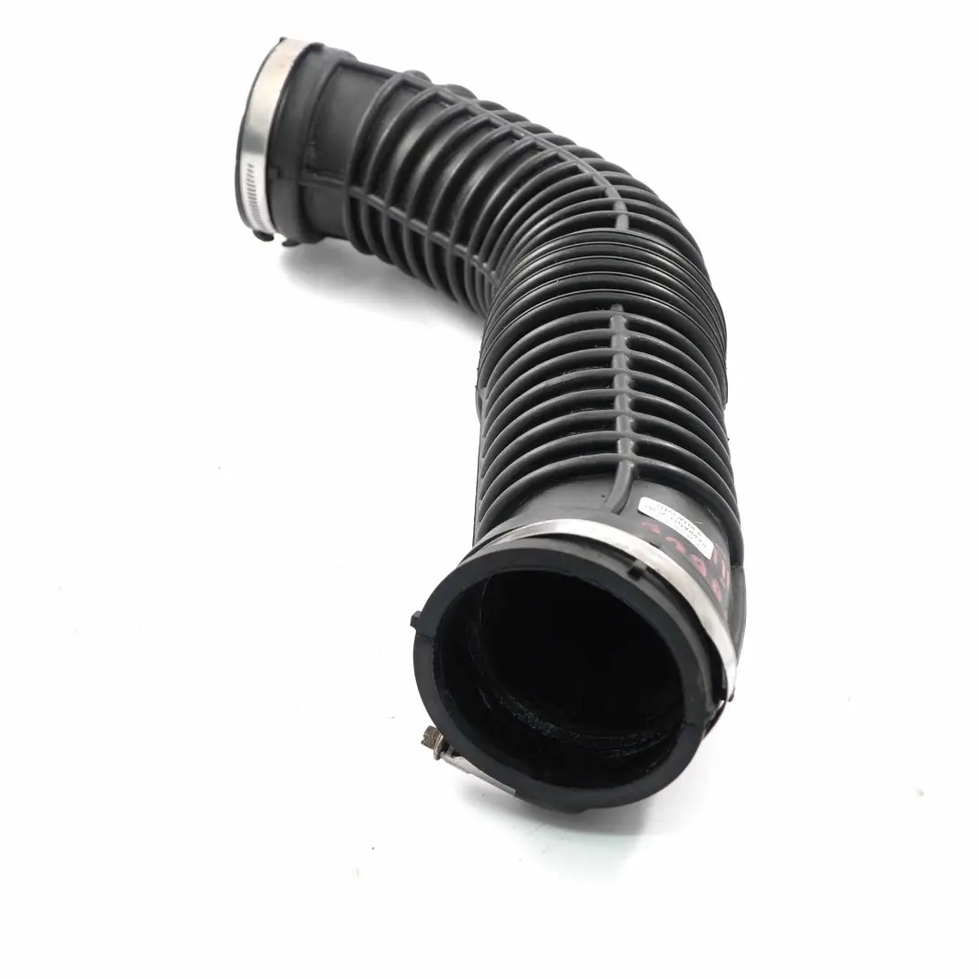 Wąż Rura Dolot Powietrza do Renault Master 3 2.3 DCI o numerze 8200858600 Renault Master 3 2.3 DCI Wąż Rura Dolot Powietrza - SKU 8200858600 - Numer Części 8200858600