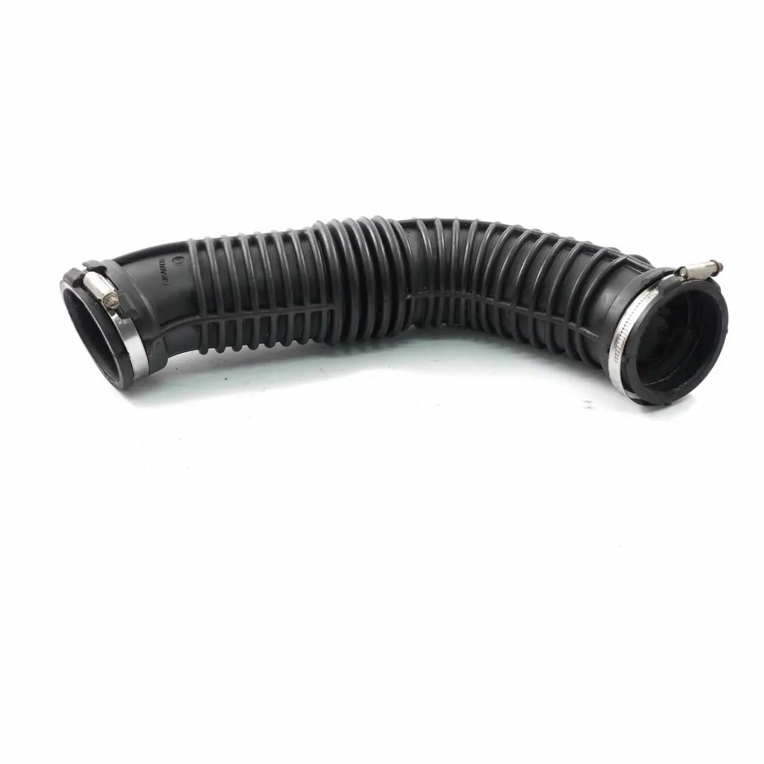 Tubo aspirazione aria turbo per Renault Master 3 Vauxhall Movano 2.3 DCI con numero di parte 8200858600 Renault Master 3 Vauxhall Movano 2.3 DCI Tubo aspirazione aria turbo - SKU 8200858600 - Numero di parte 8200858600