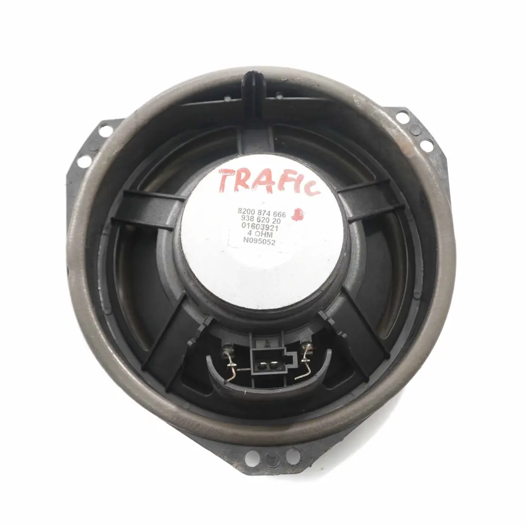 Altoparlante anteriore Renault Trafic Vivaro Porta sinistra destra per con numero di parte 8200874666 Altoparlante anteriore Renault Trafic Vivaro Porta sinistra destra - SKU 8200874666 - Numero di parte 8200874666