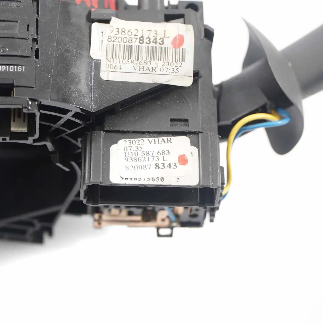 Columna de dirección Interruptor limpiaparabrisas para Renault Trafic II con número de pieza 8200878343 Renault Trafic II Columna de dirección Interruptor limpiaparabrisas - SKU 8200878343 - Número de pieza 8200878343