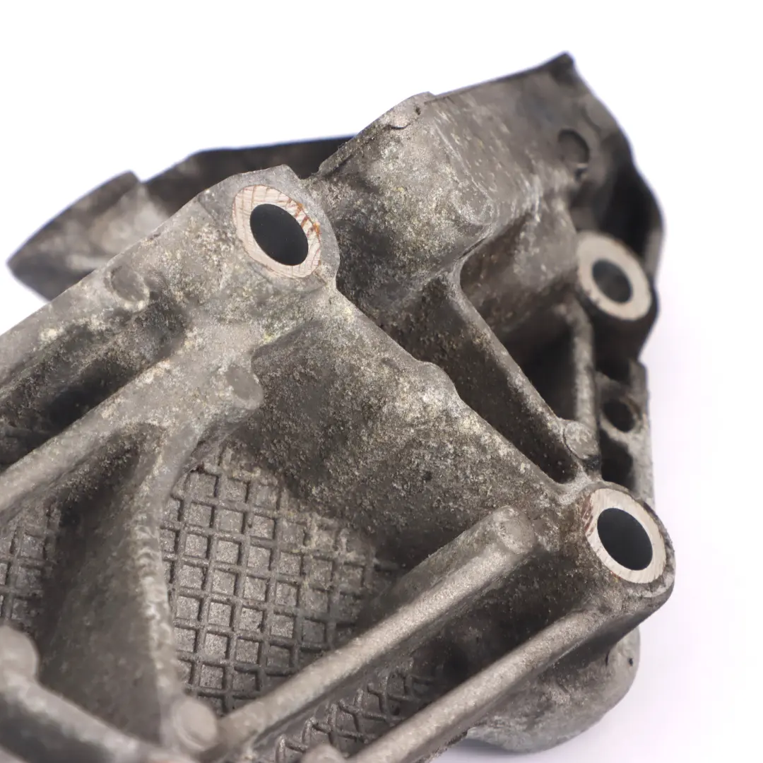  Alternator Support Nissan Qashqai Renault 2.0 dCi Engine Bracket - SKU 8200881264 - Part number 8200881264