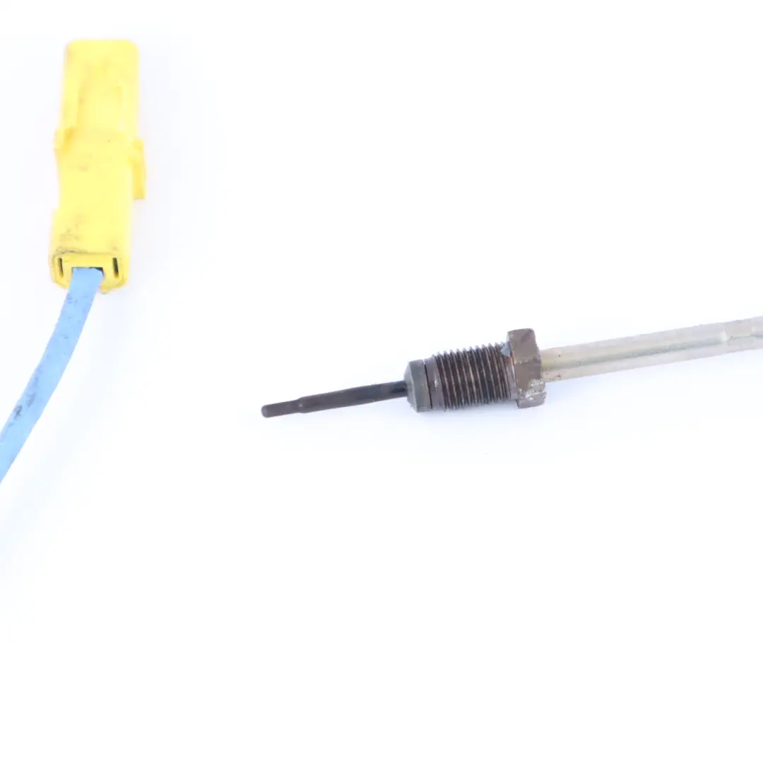 Abgastemperatur Sensor für Nissan Qashqai Renault Megane II 2.0 dCi mit Teilenummer 8200882195 Nissan Qashqai Renault Megane II 2.0 dCi Abgastemperatur Sensor - SKU 8200882195 - Teilenummer 8200882195