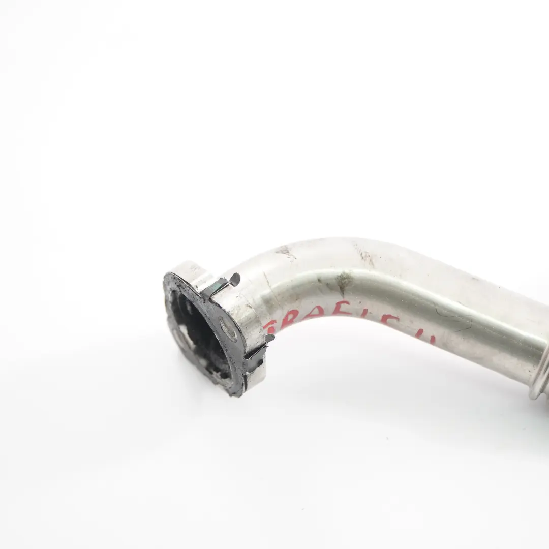 Tubo EGR Linea Valvola Tubo per Renault Trafic II 2.0 DCI Master III 2.3 con numero di parte 8200889753 Renault Trafic II 2.0 DCI Master III 2.3 Tubo EGR Linea Valvola Tubo - SKU 8200889753 - Numero di parte 8200889753